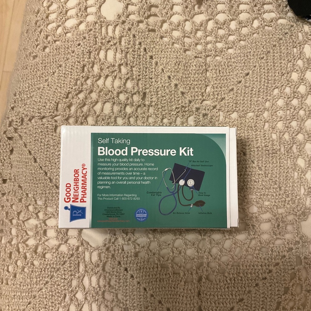 Blood Pressure Kit - Picture 2 of 3